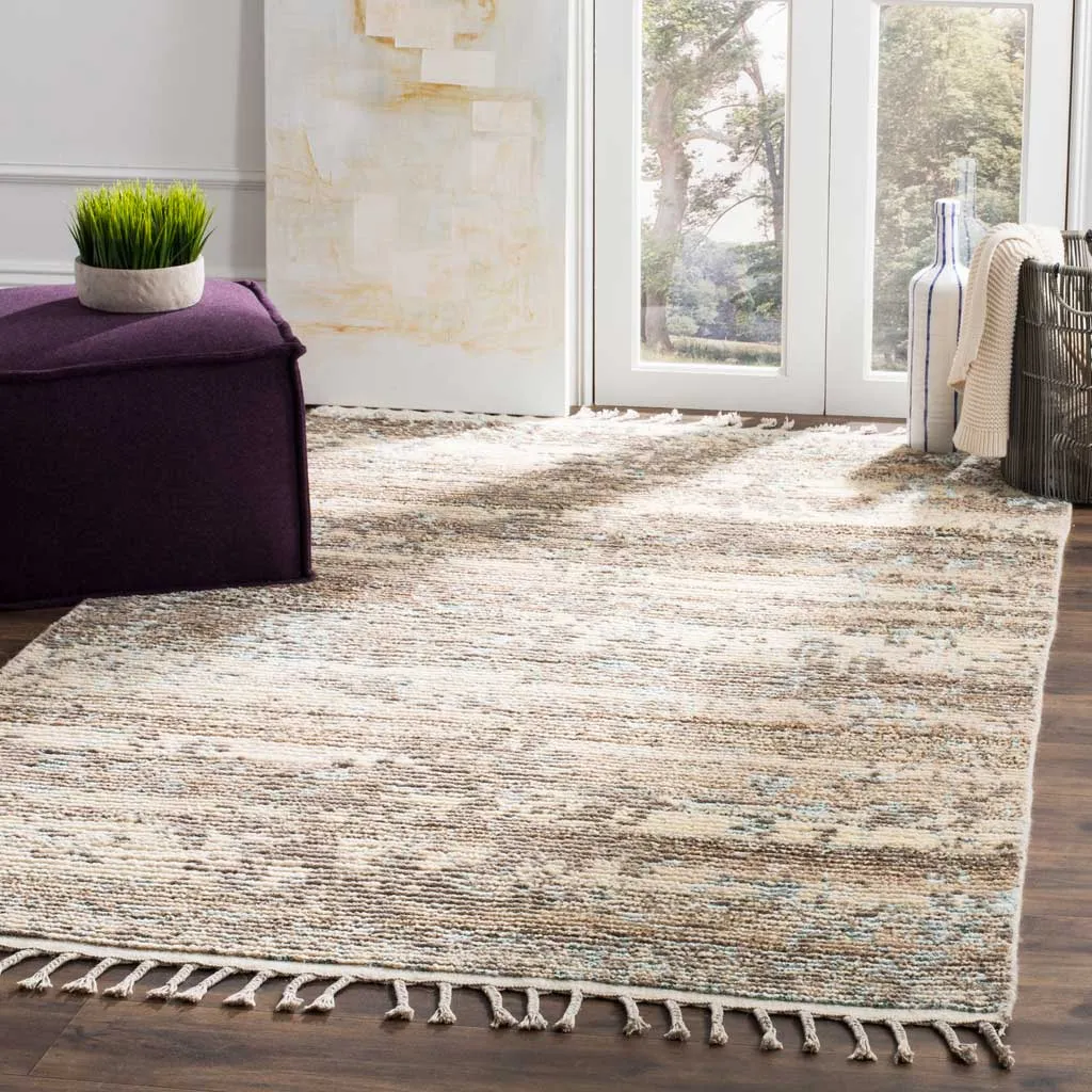 Kenya Beige/Silver Area Rug