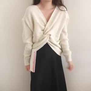 Sweater With Twist And V-Neck